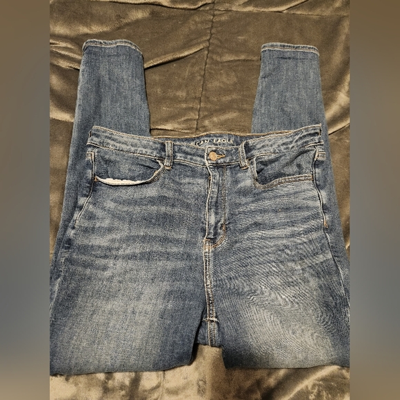 American Eagle Jeans - Picture 2 of 4